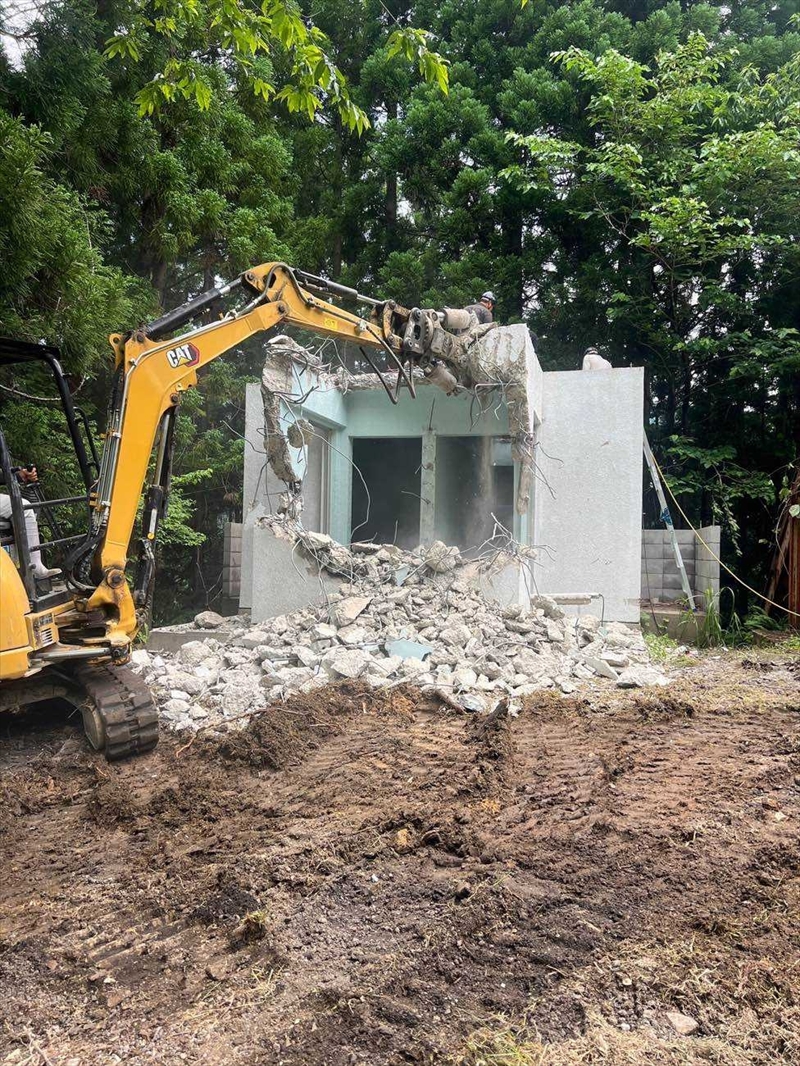 公園トイレ解体